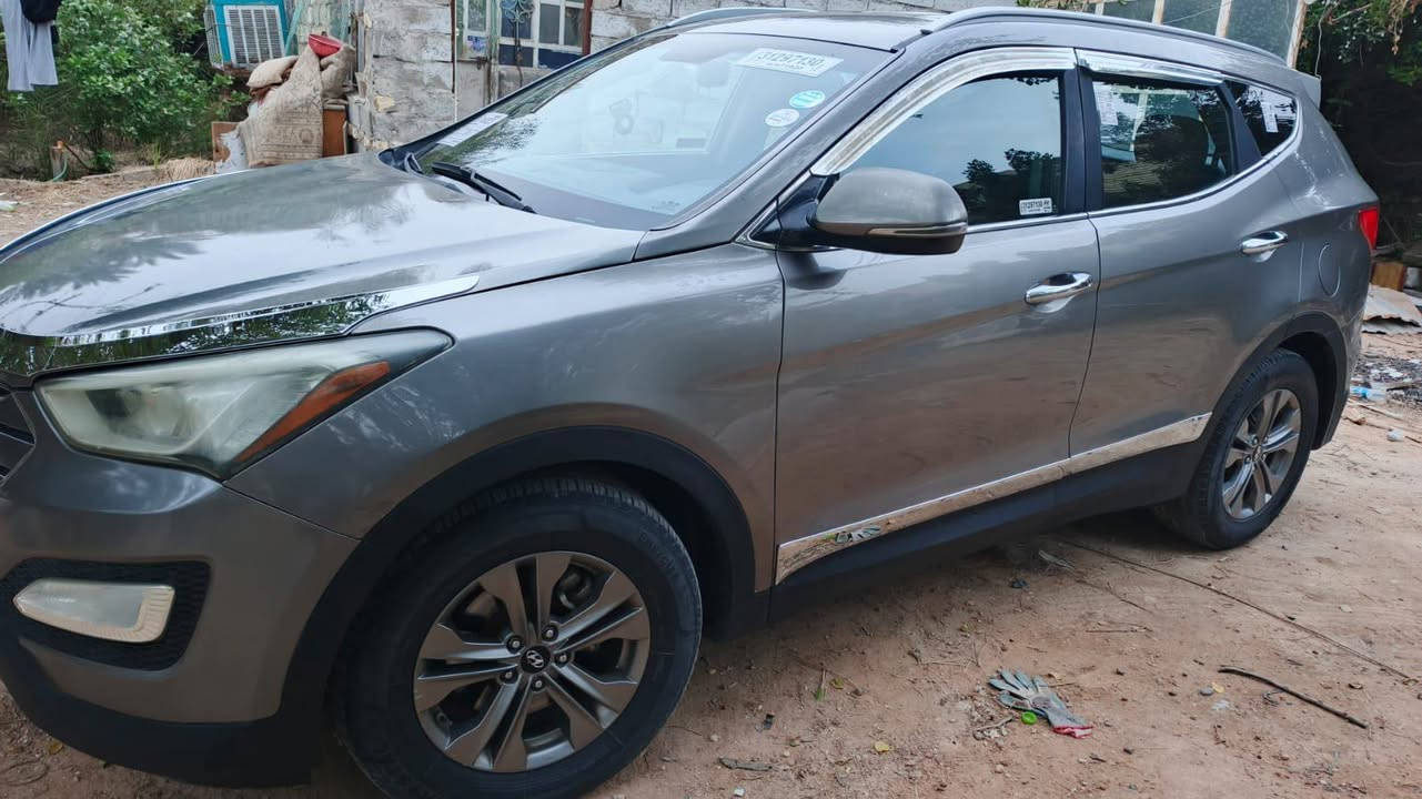 سنتافي موديل2016 محرك 4سلندر 
رقم دولي بغداد بإسمي مداور ثاني يوم ماعليه غرامات مصفرتها حداديتها جديده
سياره مامتعوبه السعر145 مكاني نجف


**إذا كنت صاحب هذا الإعلان وتريد حذفه لأي سبب، رجاءا أرسل رسالة إلى الدعم الفني**