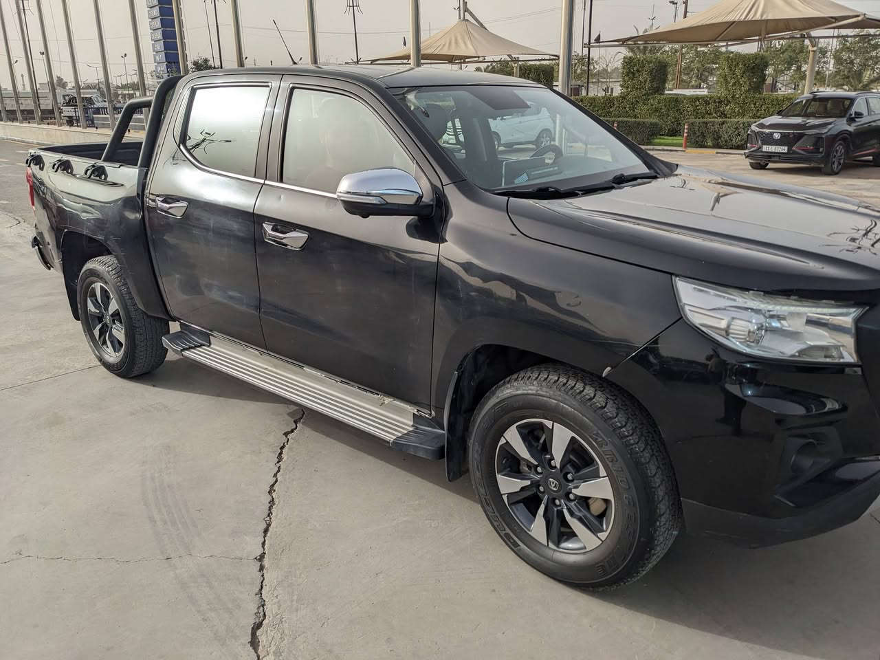 السلام عليكم
شانجان هنتر للبيع 
موديل 23 ماشيه 127 قابل للزياده
نظافه كدامكم بصور بيها شخوط مال حكه بحايط وجوه البك لايت الايمن من نفس الجهه سياره خير من الله متصرف عليها ولا دينار 
السعر 165 قابل للتفاوض 
***********
