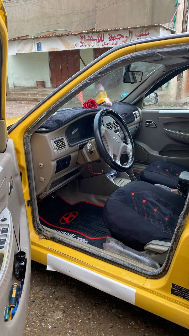 السلام عليكم
شيرين كوين 2011 گير محرك شرط 
هيئة و غرامات صفر  
شرط التحويل 
السعر 29  
للاتصال ***********
