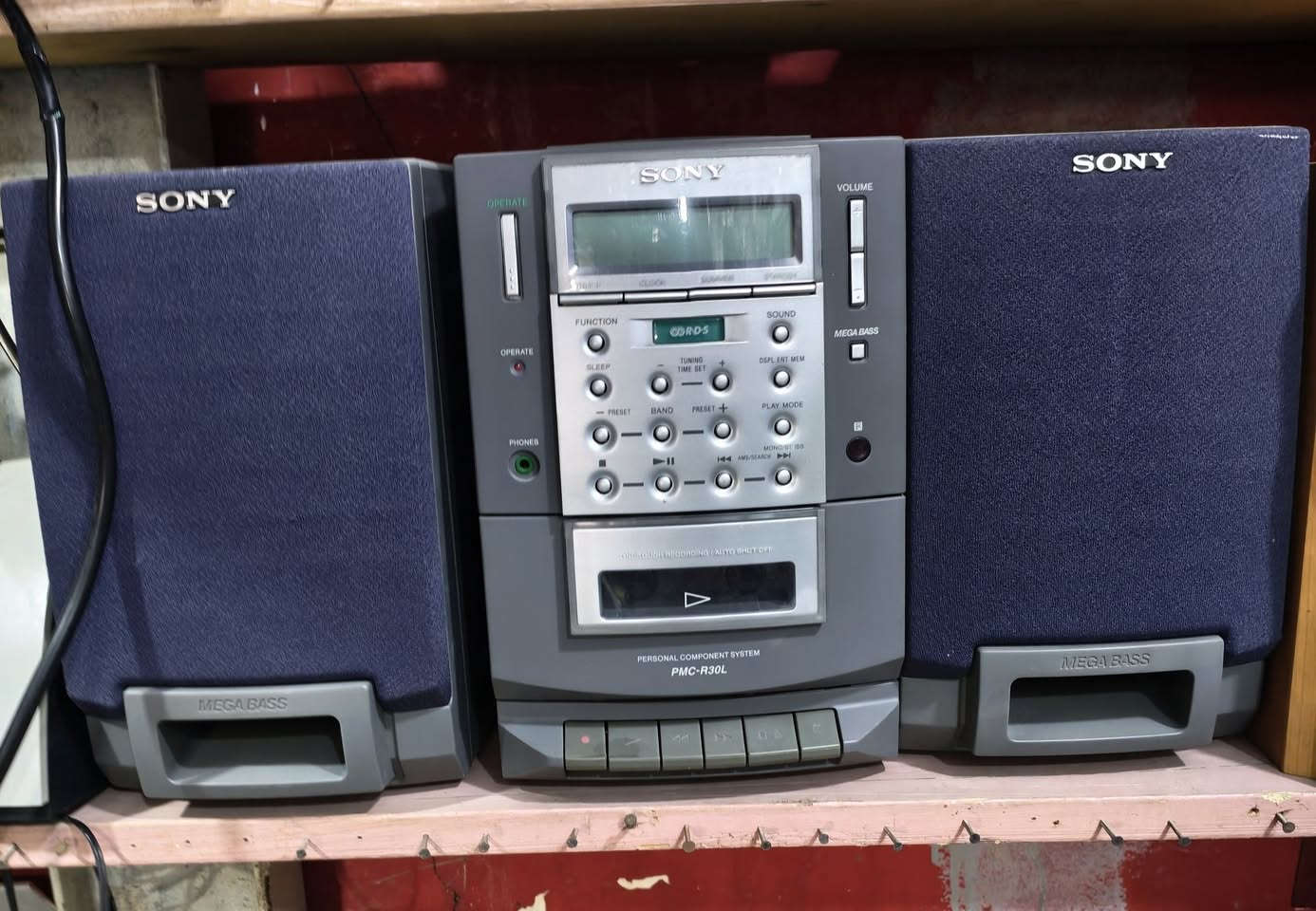 السلام عليكم مسجل سوني للبيع شغال فقط راديو سعر 50 الف


**إذا كنت صاحب هذا الإعلان وتريد حذفه لأي سبب، رجاءا أرسل رسالة إلى الدعم الفني**