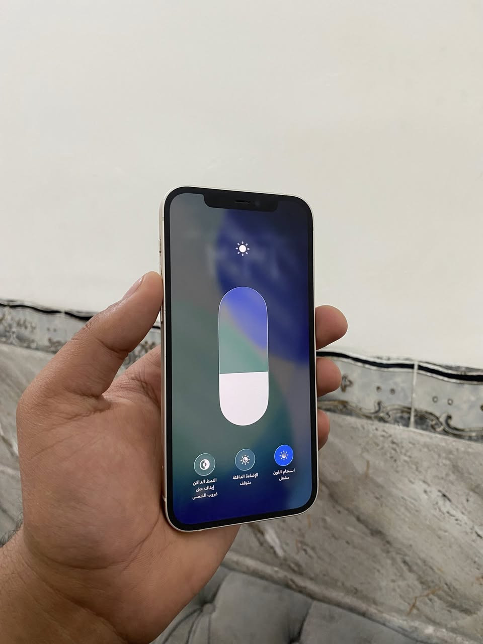 للبيع 12 عادي ذاكره 128 بطاريه 75 الجهاز وتر بروف مكفول فول نضافه كله شغال السعر 375 العنوان بغداد حي النصر رقم الهاتف *********** متواجد خاص واتساب
