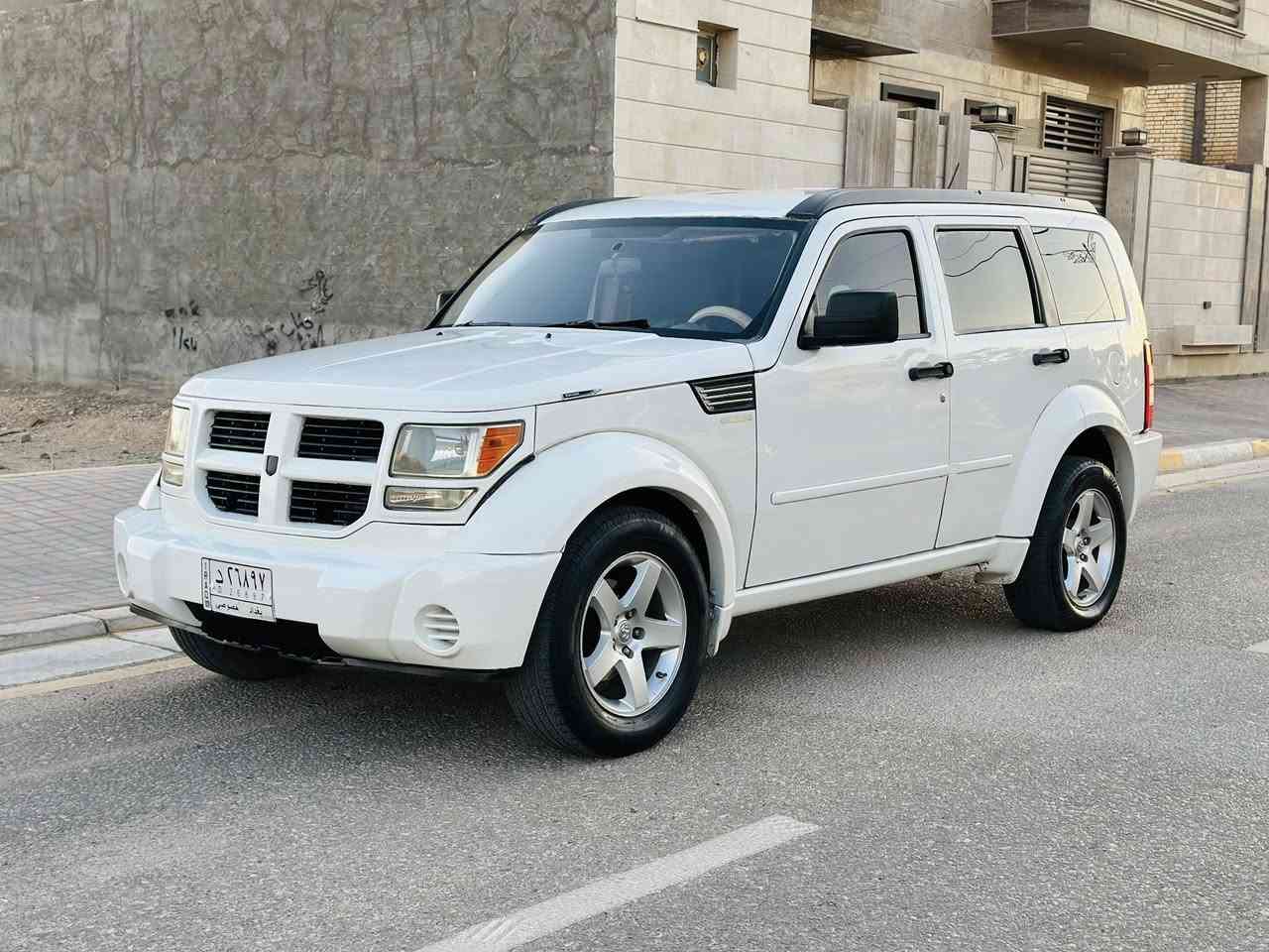 دوج نترو 2008 السعر 67 
للاستفسار ***********
مكفوله من الضربه بيه قطع صبغ فقط مكينه 6 سلندر كفاله من كلشي تبريد ثلج تخم تاير جديد حداديه جديده كهربائيات كله شغاله مكان كربلاء
