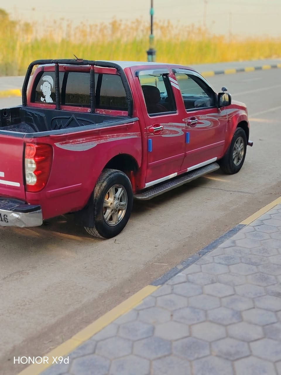 سلام عليكم للبيع بيكم كريت ويل موديل 2013 رقم واسط سنويه لل 29 تحويل مباشر 
 كير محرك مكفول لا تبخير ولا تنقيص
تخم تاير جديد صدر جديد
دوشمه جديده
تبريد ثلج
كهربائيات كله شغلاه سنتر لوك شغال كيجات كله شغاله
مكان واسط صويره
***********
