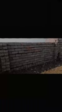 جزء من شغل البناء تريد ب ألف بلوگه تريد باليوميه خابر ودلل ‏‪077396793...