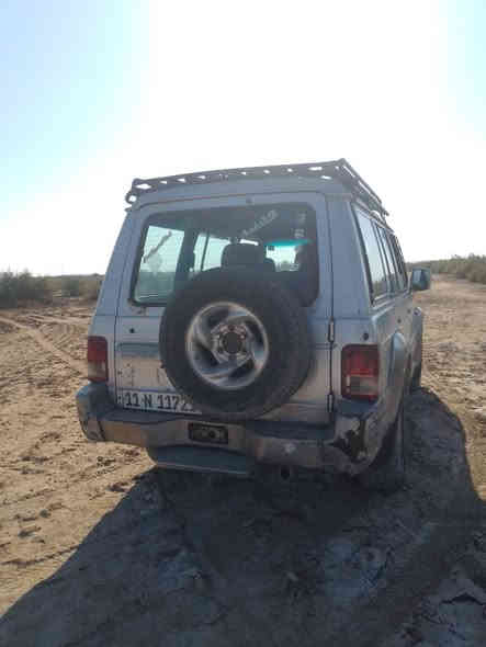 سلام عليكم سياره كالوبر موديل تسعه وتسعين رقم انكليزي جديد محرك كاز وياه محرك بطه ثنين ونص حاويه هوه وتفرعاته كامله الرقم ***********فقط رصيد العنوان بغداد مدينة الصدر السعر 55 وبيها مجال
