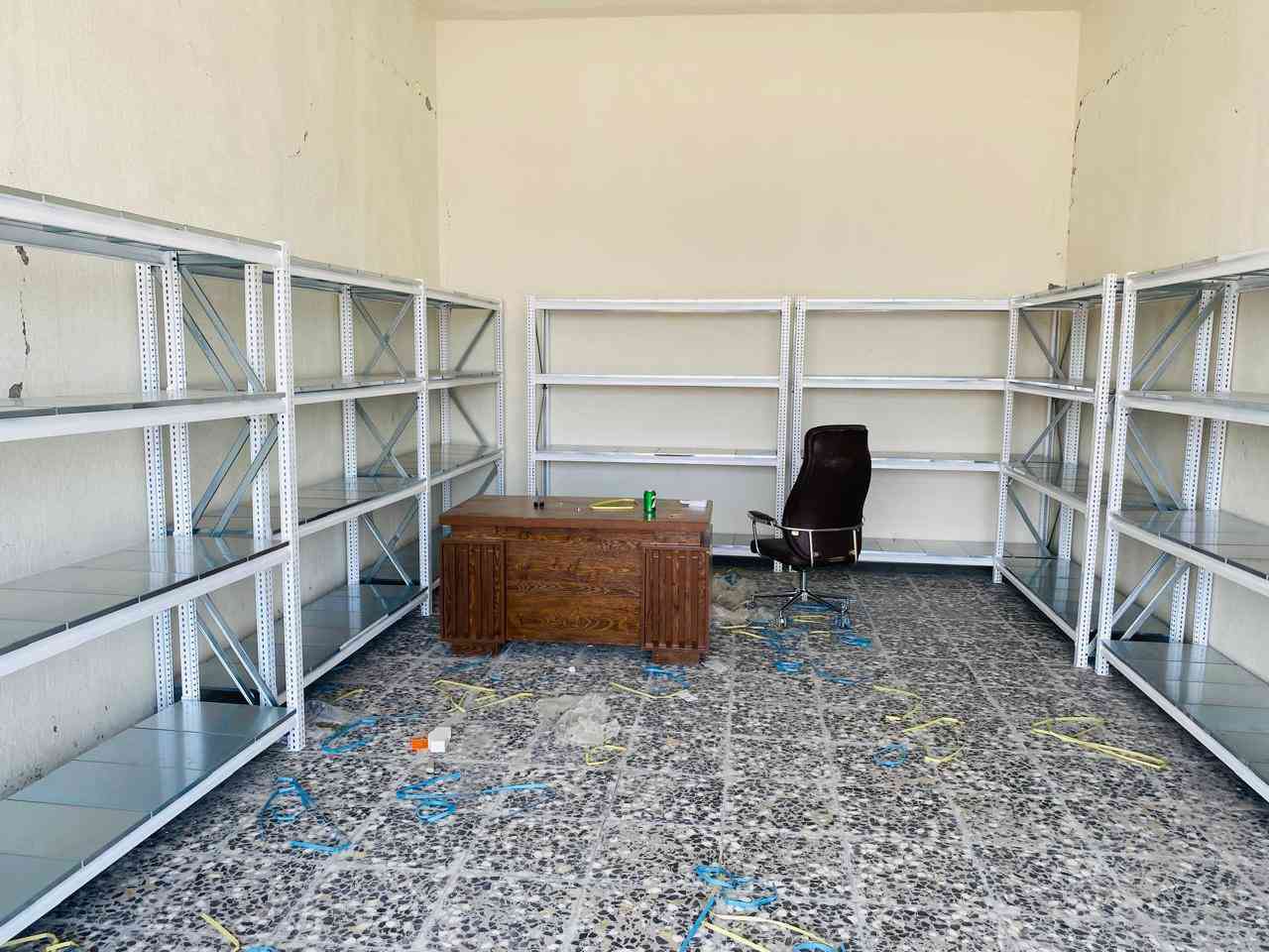 رفوف للبيع
رفوف للبيع حديد الواحد على ١٥٠ الف اذا  جمله نحسبه على ١٢٥  الواحد جملتهم في البصرة متوفر خدمة توصيل  داخل البصرة فقط الرقم ***********
