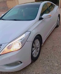 ازيرا ٢٠١١ • ٦ سلندر • سويج بصمة