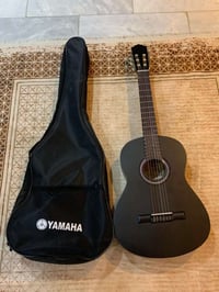 كيتار • اسود • ويّه حقيبة