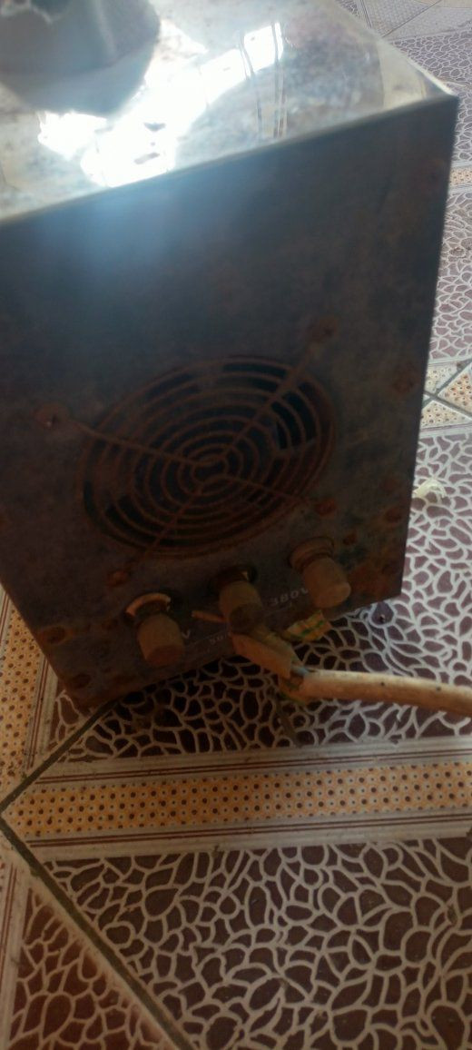 السلام عليك اخوان تبديل بوحده صغيره قديمه أو بيع نقص بس اليده .***********
