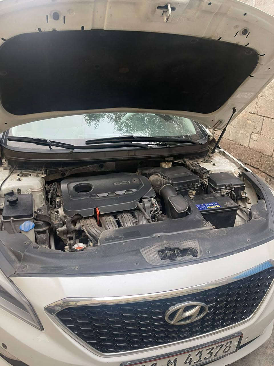 سيارة للبيع نوع سوناتا موديل 15 شبية 16 وارد امريكي مكينة كير تبريد خير من اللة حدادية نص عمر سيارة بسمي رقمها بغداد موجودة في البصرة الجبيلة سعر 115 وبية مجال استفسار ع خاص او ع رقم ***********
