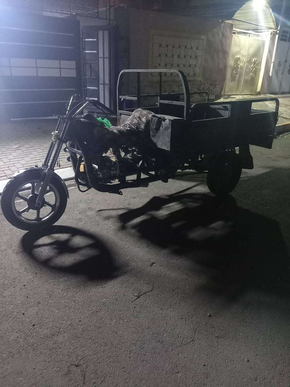 سلام عليكم ستوته لبيع موديل 16 تيارات جديد محرك 200 بي صرف قليل نضيف ستوته سعره 400بي مجال قليل ***********
