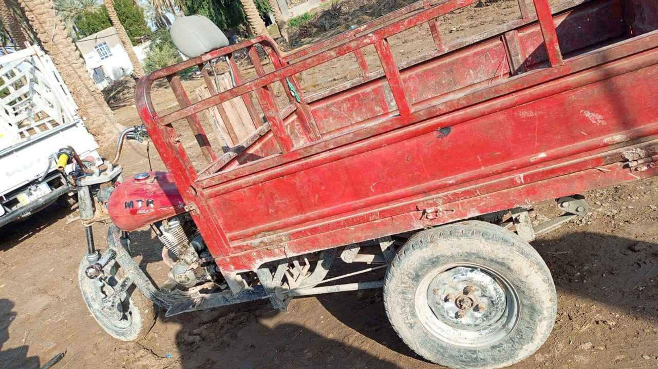 ستوته للبيع
موديل 13 
بدون اوراق 
محرك 22 
سعر خاص 
العنوان:الحله سياحي منطقه الروشد مقابيل الحسينيه الصادق 
الرقم الهاتف:***********📞📞📞
