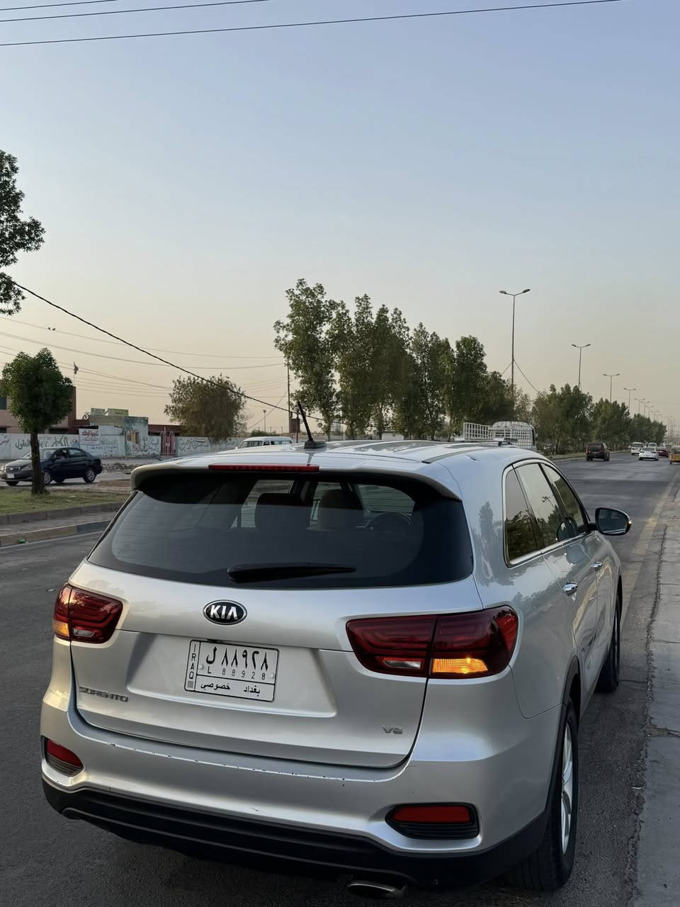 السلام عليكم ورحمة الله وبركاتهُ…..
سورنتو kia 2019 للبيع

السيارة ماشية 134 الف 

مواصفات نص

تحكم ستيرن شاشة كبيرة 

مكينة 6سلند

7 راكب و قطعتين تبريد

الضرر من امريكا طلقة في التكمة ونافذة من الباب الخلفي فقط تعتبر اخت الكلين

* في العراق صار بيهة حادث بدون ايرباكات ولادواخل ولا لغود ولا شواص كلة سليم. فقط تم تبديل البنيد + جاملغ السائق

السعر / 170$ وبيهة مجال بسيط 
موقع السيارة / الدورة-ابودشير
رقم الهاتف/ ***********
