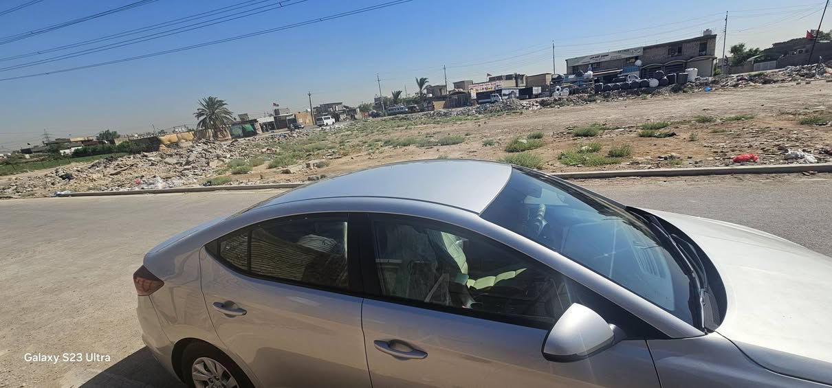 🚘 للبيع هيونداي إلنترا 2019 وارد أمريكي SE

- اللون: سلفر
- محرك 2000
- كير أوتوماتيك (AT)
- ماشية 86 ألف مايل

💵 السعر: 13,000 دولار

التقسيط:
✅ مقدمة 8,000 دولار
✅ والباقي 300 دولار بالشهر

السيارة نظيفة وجاهزة للمعاينة.

📞 للاستفسار:
***********
