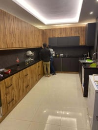 فاترينا أنيقة • تصاميم هندسية • كراده البشاره