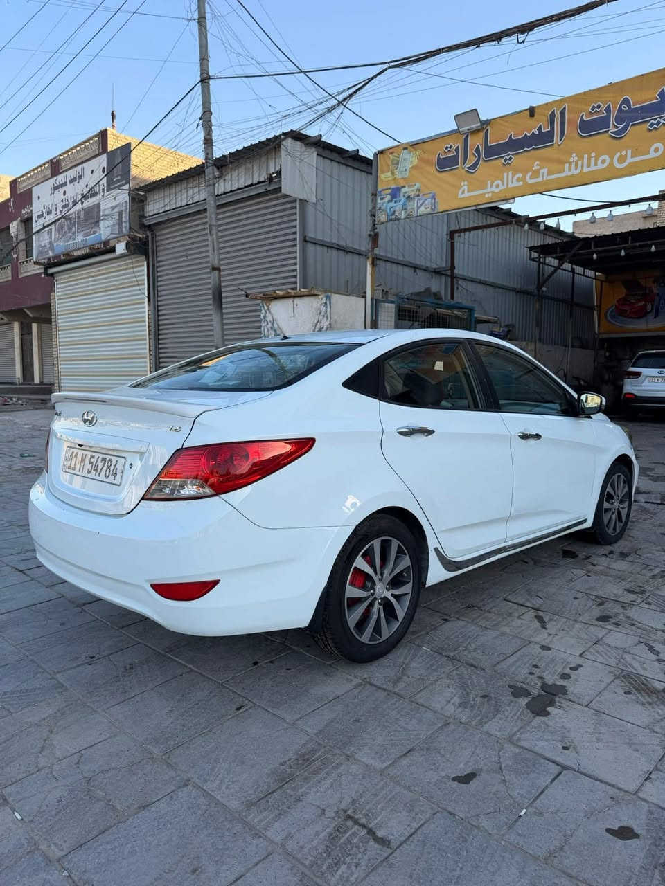 اكسنت 2015 مالتي للبيع 70 رايدتها 
اتصال ***********
