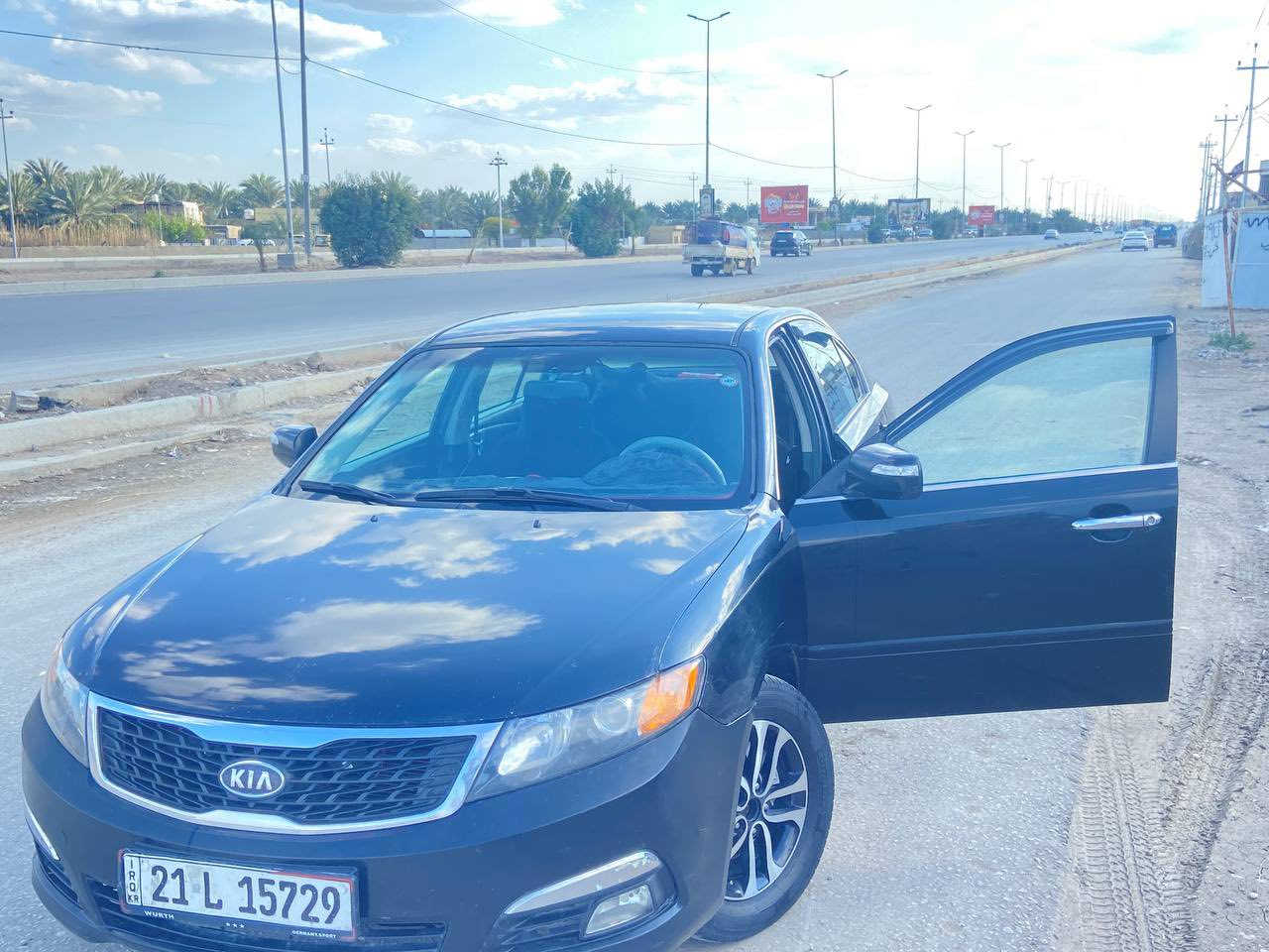 السلام عليكم كيا لوتز موديل 10 رقم سليمانيه تحويل او وكالة السونار موجود بالصور السعر 95 وبيها مجال 
***********
