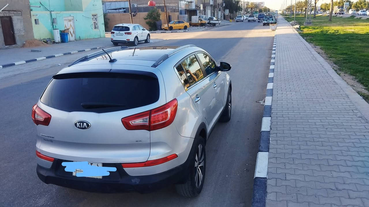 كيا سبورتاج 2013 وارد أمريكي  واحد على واحد 

✔️ محرك 2400

✔️ فتحة سقف بانوراما

✔️ جلد + شاشة لمس + كاميرا خلفية

✔️ حساسات + بصمة + مثبت سرعة

✔️ مري شفط +كشن كهربائي تبريد تدفئة بالكشنات 

🔧 الحالة:

•ماشية 133ألف وارد كلين

•صبغ فقط الجزء الأسفل من باب الصدر بسبب دحجة بسيطة
•الچاملغات الأمامية بيهم بارد مقدار شبر (سمكرية 100%)

باقي الجسم نظيف

📄 رقم ألماني – بغداد

📍 الموقع: النجف

💰 السعر:  خاص


**إذا كنت صاحب هذا الإعلان وتريد حذفه لأي سبب، رجاءا أرسل رسالة إلى الدعم الفني**