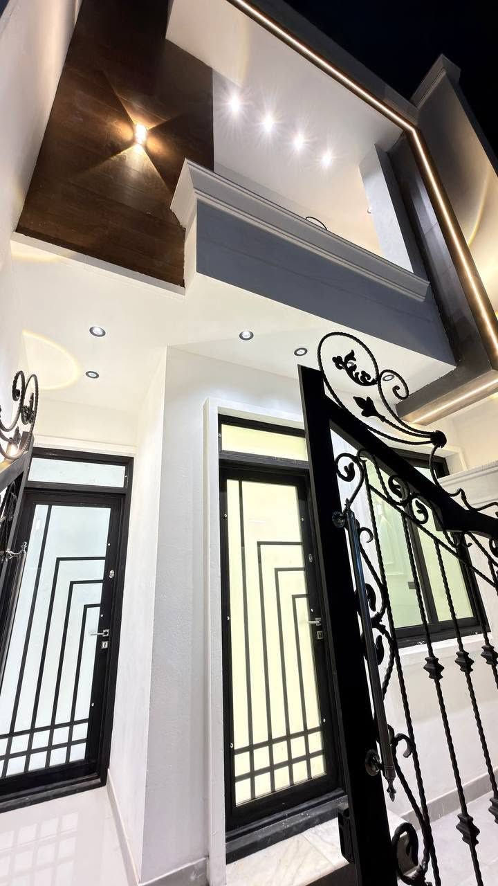 ‏تونات  للبيع المساحة 100 متر 🏠
الواجهة الأمامية 🔲 5️⃣ النزال 🔺 2️⃣0️⃣

____////_________//////________/////________

حي جهاد 📍الأمانة خلف شارع العام 

بناء حديث 2026  غير مسكون //💯👍

محتويات 3️⃣ غرف نوم 🛌

🚾 عدد 2️⃣ صالة 🛋️  مطبخ  سطح خلفي 

‏السعر و الاستفسار *********** ☎️ واتس 

 السعر مناسب جدا ￼

https://t.me/mmeeaaii/1282
