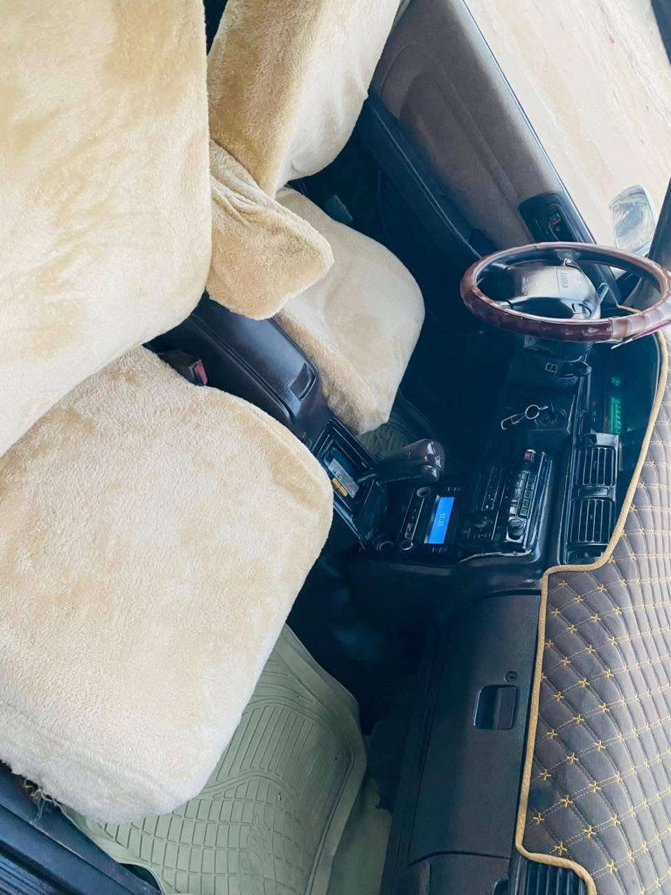 السلام عليكم :
***********
تويوتا مارك مسطره 1990
مكفوله كص ونقل جثه وعيب شرعي مكينه وكير
ونجي جدد
حداده جديده طخم تاير جدد
دواخل جديده كارتون سياره جاهزه رقم نجف مشروع وطني تحويل بجميع المحافظات السعر 45 وبي مجال للشراي عنوان ناصريه مركز الإسكان الصناعي
