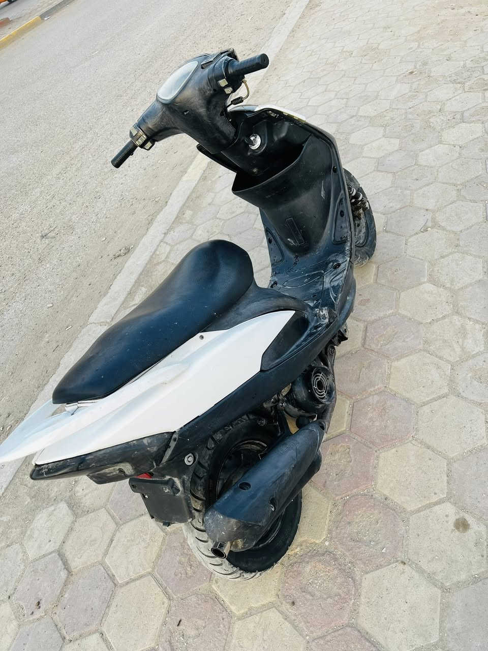 عندي ماكس عدله نضيفه مكينه بلاديه شغاله سلف وهندر شلعه ومعدل دبلات رياضي صالنصه رياضي اوراق كامله المكان الغزاليه الشراي يخابر وهذه رقمي ***********
