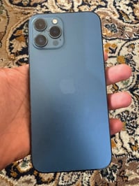 ايفون 12 برو ماكس للبيع للاستفسار 07712841215