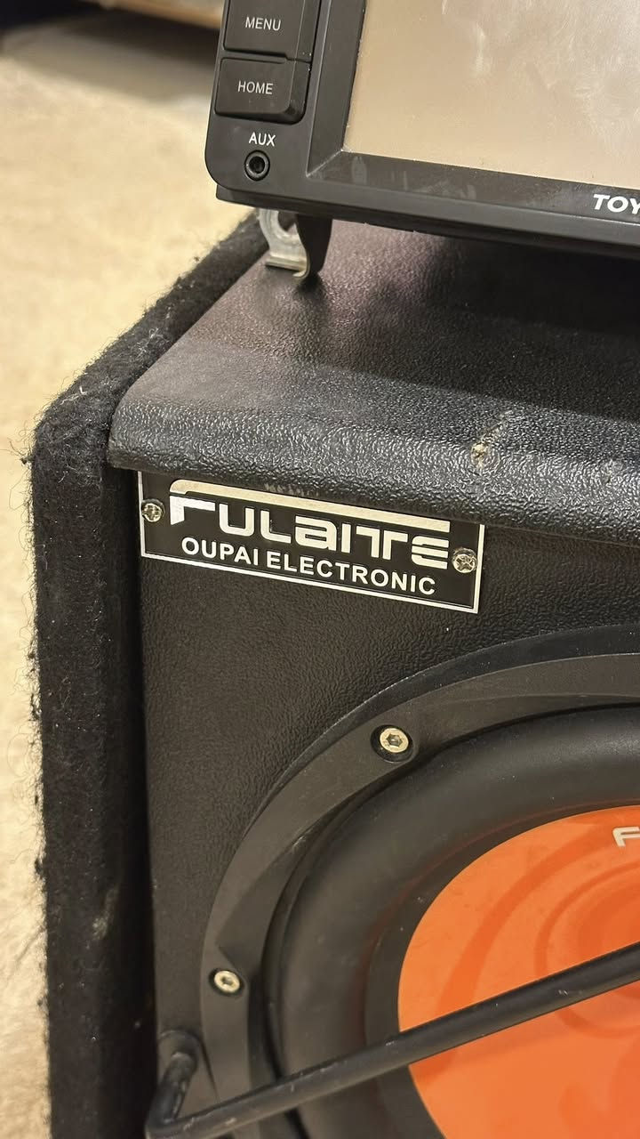 السلام عليكم للبيع
شاشة شاص تويوتا أصلي لمس وأزرار+دمام Fulaite شغالات وبحالة ممتازة 

عنواني النجف مجمع السلطان 

رقمي ***********
