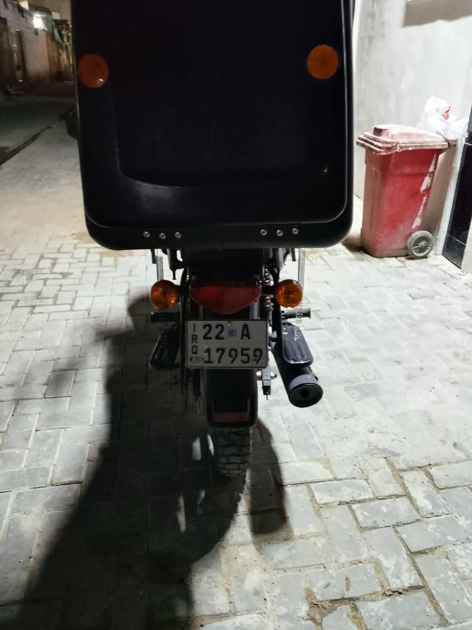 السلام عليكم دراجه بوكسر رقم اربيل زيرو كلشي ما بيها كفاله مكان بغداد بلديات 2850.        ***********
