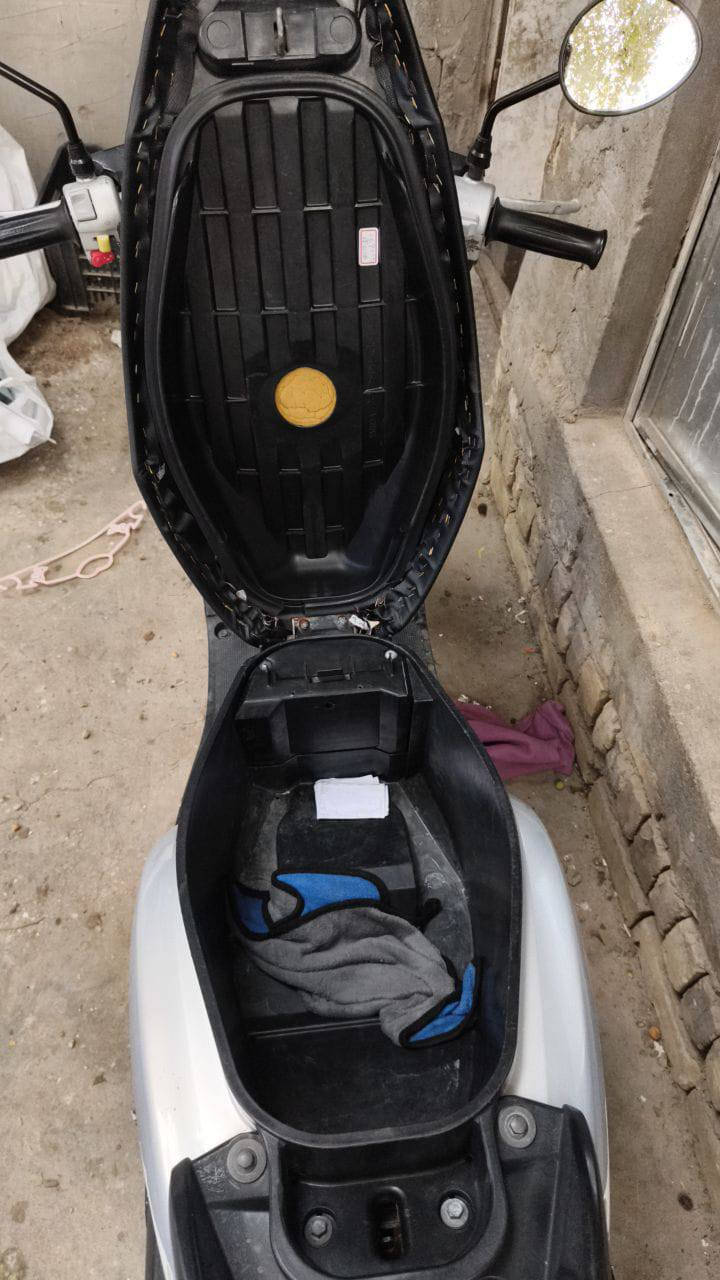 سلام عليكم دراجه رمبه نظيفه ميه بل ميه مكفولة كفاله عامه مكينه وكفر سعر ٨٥٠ عنوان مدينة الصدر ***********
