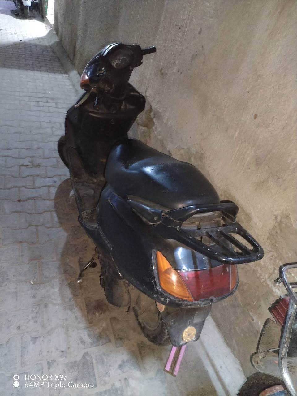 السلام عليكم درجة سبيسي للبيع نكره سلف سعر 250 بيه مجال حك جيه مكاني باب المعضم ***********
