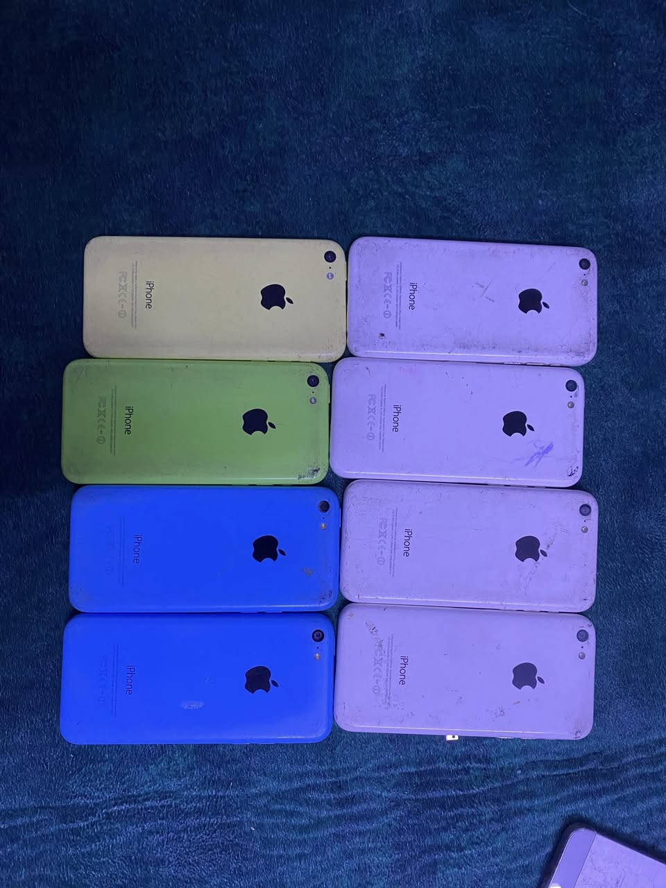 شواصي
شواصي ايفون 5c/5g/5s و 6g/6s  بيهن فلاتات كاميرات قواعد شحن سماعات 22 قطعه 
16 بورد ايفون + بورد كلكسي وكلكسي نقص بطارية
سعرهن كلهن 55 الف ***********
