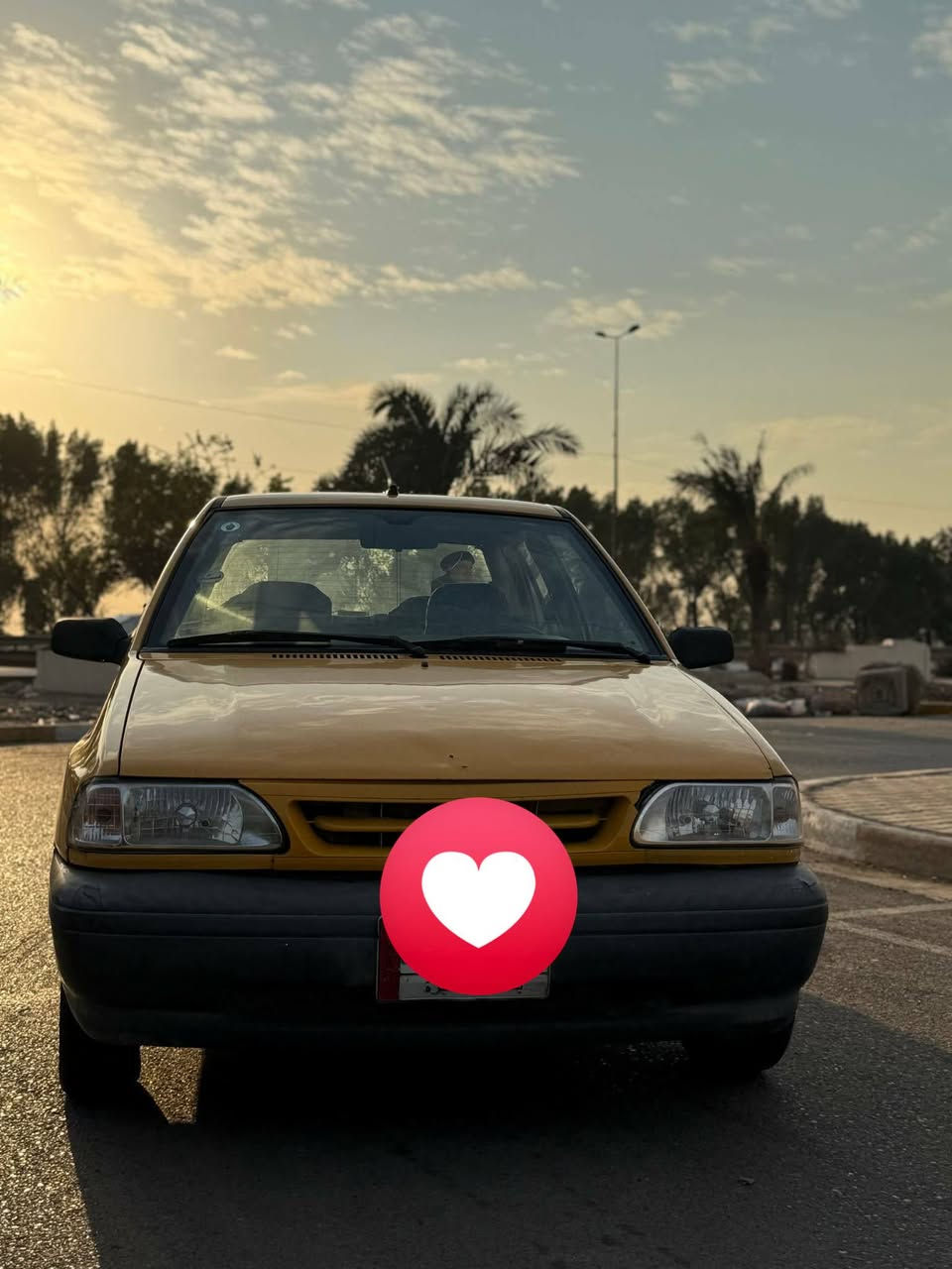 السلام عليكم من رخصت الأدمن المحترم 
سايبة 2017 رقم بغداد باسمي كير مكينة شواصي مكفولات 
عنوان بغداد الجديدة السعر 38 
***********
