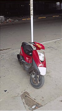 دراجة للبيع شغالة بس ابيع كوم حديد 07718297154