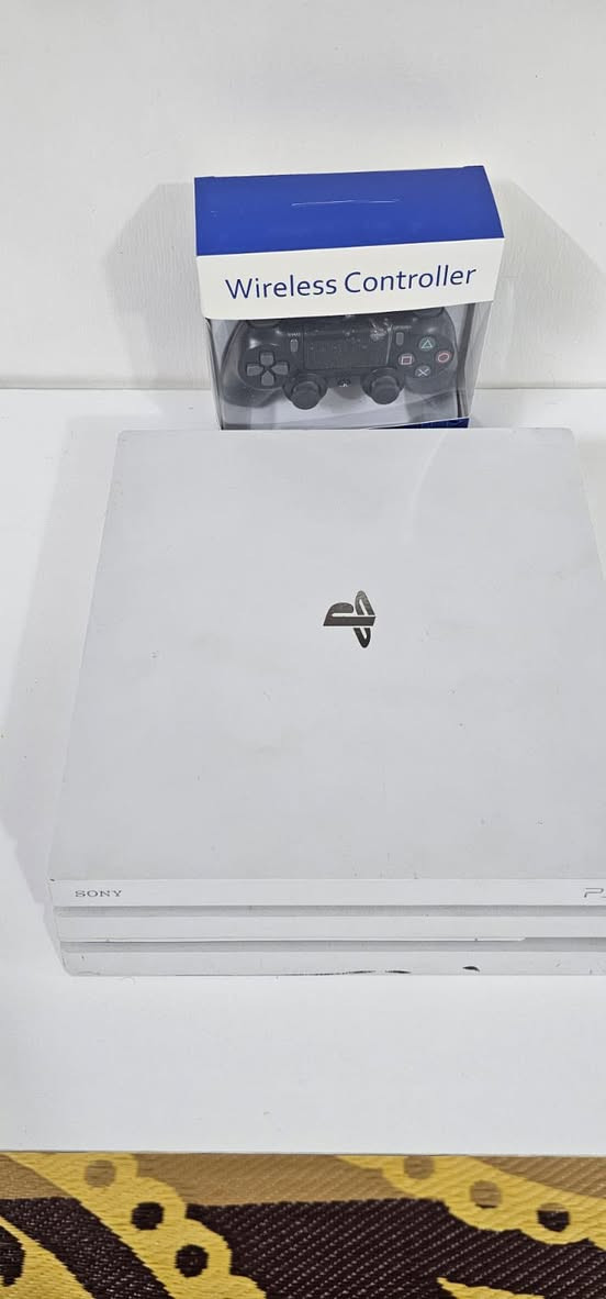 بلي 4 برو مهكر لون ابيض ذاكرة تيرا نظام 12 يجي ويا يدة 10 العاب السعر خاص


**إذا كنت صاحب هذا الإعلان وتريد حذفه لأي سبب، رجاءا أرسل رسالة إلى الدعم الفني**