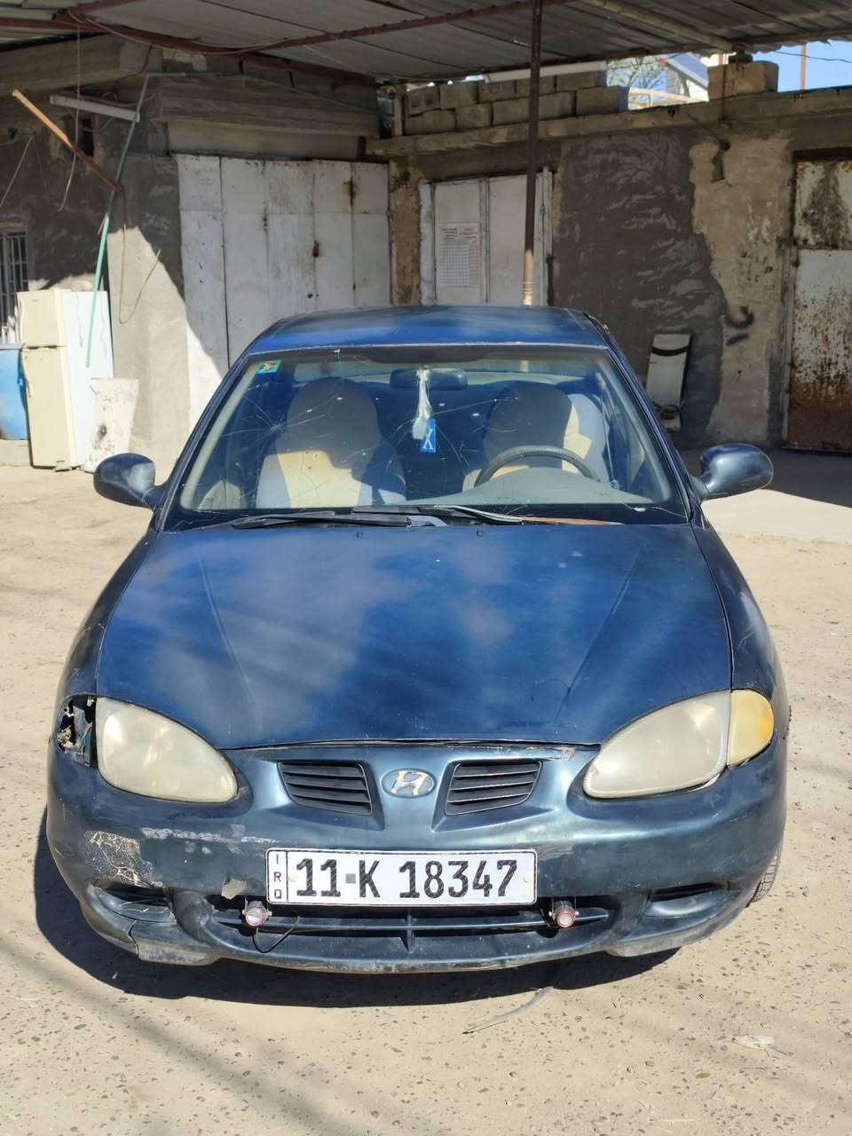 ا
النترا للبيع موديل 2000 السياره مابيه صبغ بيه ظربه بالجاملغ الخلفي  السيارة بسمي  رايده 38  وبيه مجال 
*********** اليوسفيه مكاني
