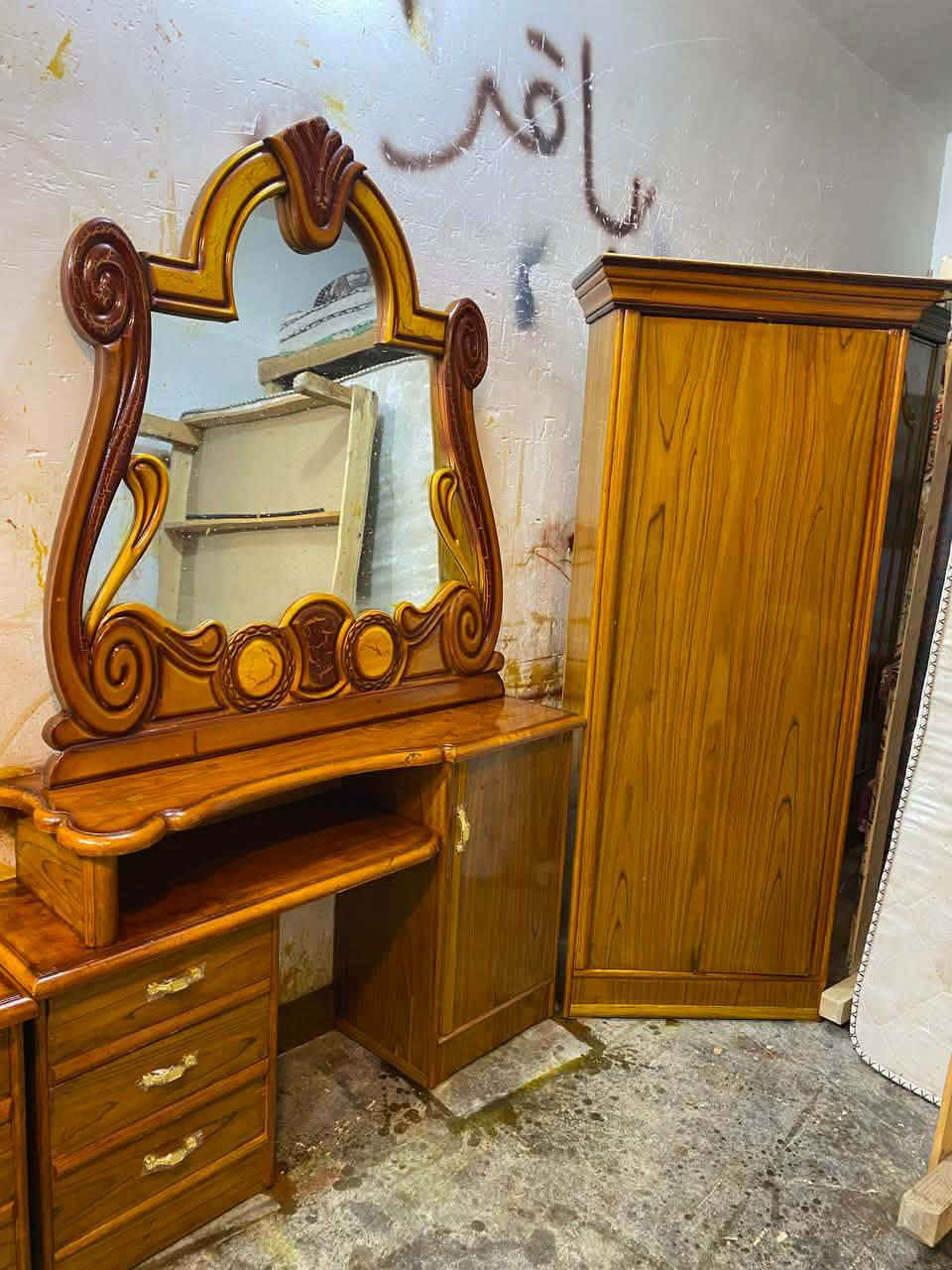 غرفه نوم البيع صاج عراقي  ***********السعر 650
