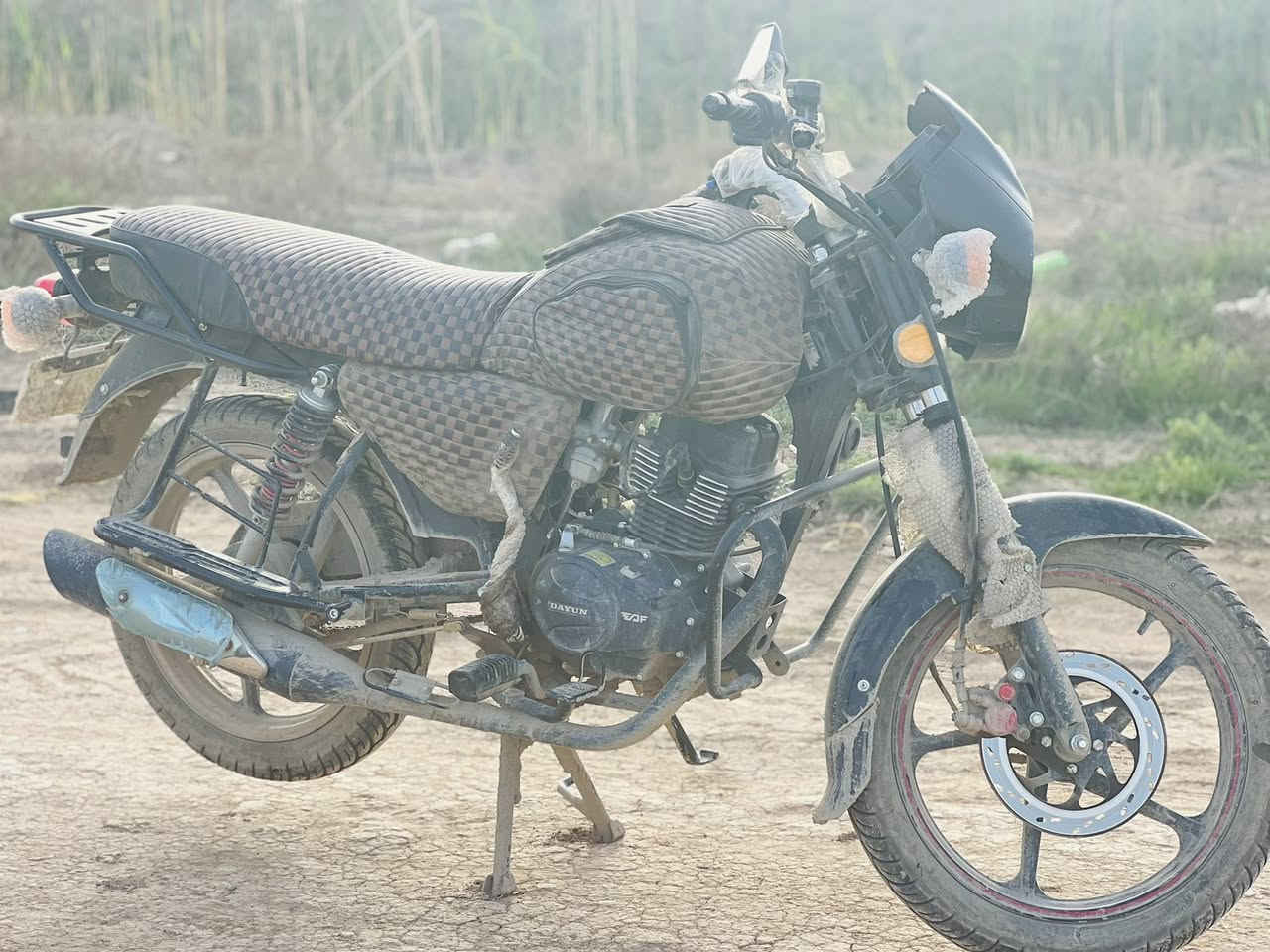 السلام عليكم
دراجه دايوان 2025/بشهر 9طالعه
دراجه بعدها نضيفه 
ممدود ع سبانه 
السعر 1450وبيها مجال حك الجيه 
المكان ديالى جديده الشط 
الاستفسار ***********
