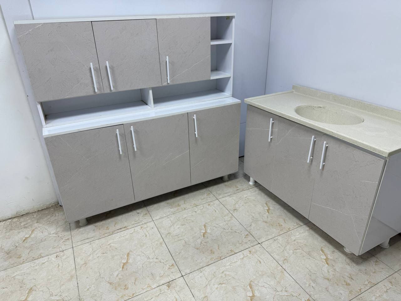 ✨ أسعار الكاونتر الخشب الجاهز ✨

🔹 متر ونص
▪ بغداد: 195 ألف
(شد 5 آلاف فقط – بدون تصعيد، السايق يطبك باب الزبون يلكه الكاونتر بالمطبخ يشده ويطلع)
▪ المحافظات: 220 ألف
(الشد حسب الاتفاق ويه السايق مباشرة)
 توصيل المحافظات المشمولة بعرض توصيل الكاونترات
#التوصيل مجانا
يشمل التوصيل إلى المحافظات التالية:

📍 كربلاء
📍 بابل
📍 نجف
📍 ديوانية
📍 الأنبار (رمادي – فلوجة)
📍 صلاح الدين
📍 ديالى
📍 واسط
📍 ناصريه
📍 سماوه
📍 عماره
📍 بصره

✨ التوصيل متوفر وبأفضل تنظيم
🔥 حجوزات مستمرة يومياً


**إذا كنت صاحب هذا الإعلان وتريد حذفه لأي سبب، رجاءا أرسل رسالة إلى الدعم الفني**