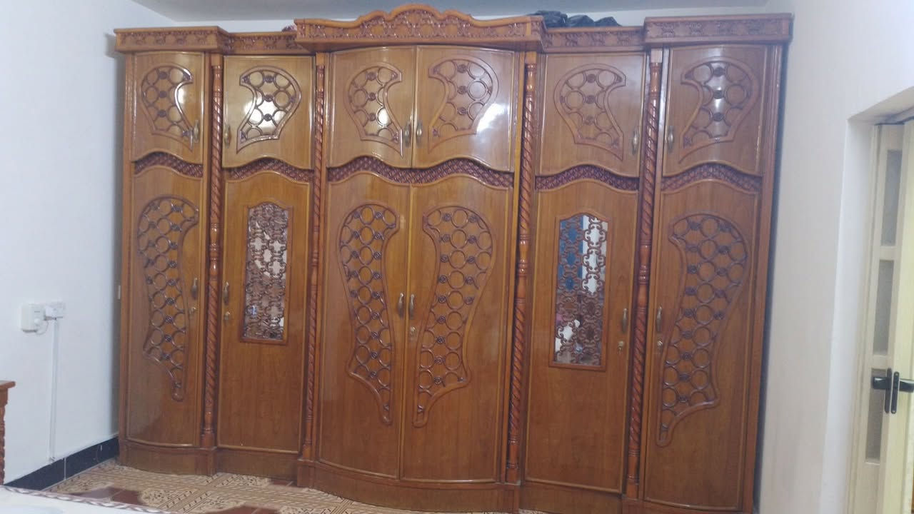 غرفه اخشاب نظيفه جدا ما بيه اي خلل سبب بيعه الانتقال الغير بيت اصغر الا هيه كولشي مابيه نظيفه تماما
سعره 750  الف قفل
(العنوان بغداد الدوره)
اي شخص يريده يراسلني خاص انطي رقم صاحب الغراض


**إذا كنت صاحب هذا الإعلان وتريد حذفه لأي سبب، رجاءا أرسل رسالة إلى الدعم الفني**
