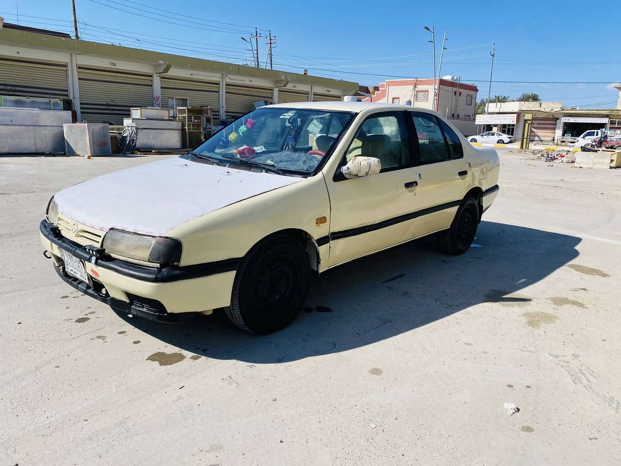 السلام عليكم اخوان نيسان سني برايميره موديل92 

كير ومحرك تمام صدرها جديد تايرات تخم تايرات جدد جواها 

كهربائياتها كلها شغاله سياره حلوه وكاعده مال بيت 

سياره شرط التحويل راعيها موجود بل دوز يحولك مباشر 

السعر(32) وبيها مجال  وشعندك مراوس دز للستفسار اكثر 

***********
