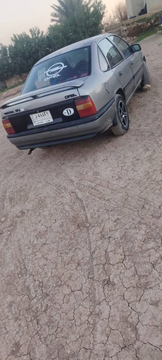 فكتره بيع حجم 18شراي نتصل سعر 38بيه قليل0751 773 9302
