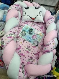 سرير أطفال • واقي مضفر