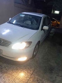 سياره بي وايدي للبيع موديل 2012 رقم نكليزي هزه جديده كير مكينه تبريد ت...