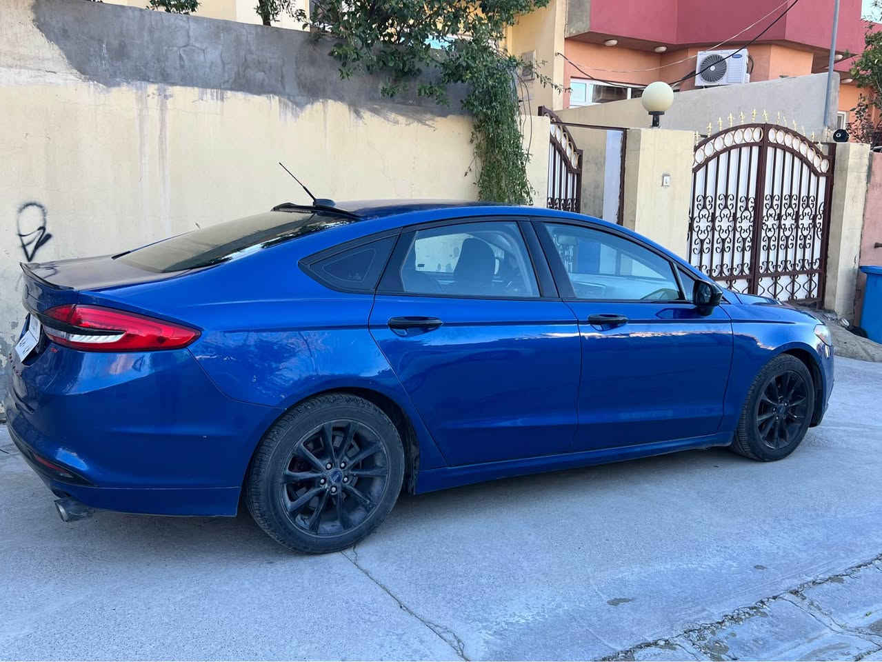 للبيع نقداً… فورد فيوجن موديل ٢٠١٧… كير اوتو… محرك ٢٥٠٠ المرغوب بدون توربو… كشنات جلد وكهرباء… بيهه بنيد وجم مكانات بصحفة السايق صبغ بدون دواخل بدون شواصي شرط والسيارة جاهزة من كل النواحي… المكان دهوك… السعر ٩٨ ومجال…. عليهه ٨٠٠$ غرامة تنخصم من السعر…. للاستفسار 
***********
*********** دهوك, العراق
