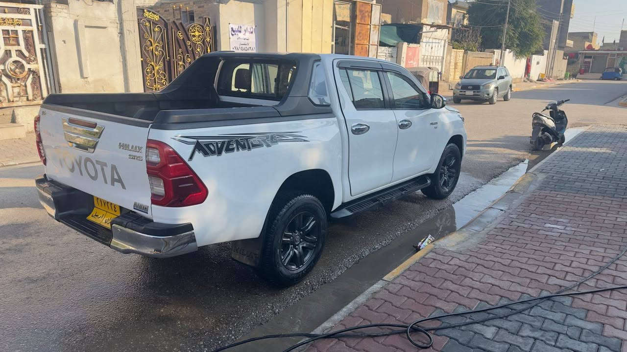 السلام عليكم
هايلوكس فورويل 2021 سته سرندر سياره جديدة    عد شخوط بسيطة كلش  باقي كفاله عامه مواصفات فول ساز تبريد كشنات تبريد تبريد خلفي كامره حساسات خلفيه   مثبت سرعه رقمه اربيل تحويل مباشر سعره 300 وبيه مجال

***********
