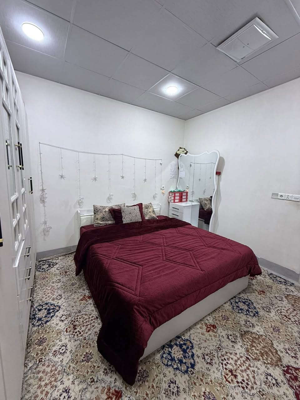 اعلان رقم (1836)📢📢📢
————————-
دار للبيع  150 متر طابو صرف 
فول سيراميك بناء حديث 
غرفة نوم عدد 3 مع هول استقبال مطبخ صحيات 
الموقع شورجة 
قرب مدرسة شورجة 
الموقع مميز 
سعر مناسب 
استفسار 
***********
***********
