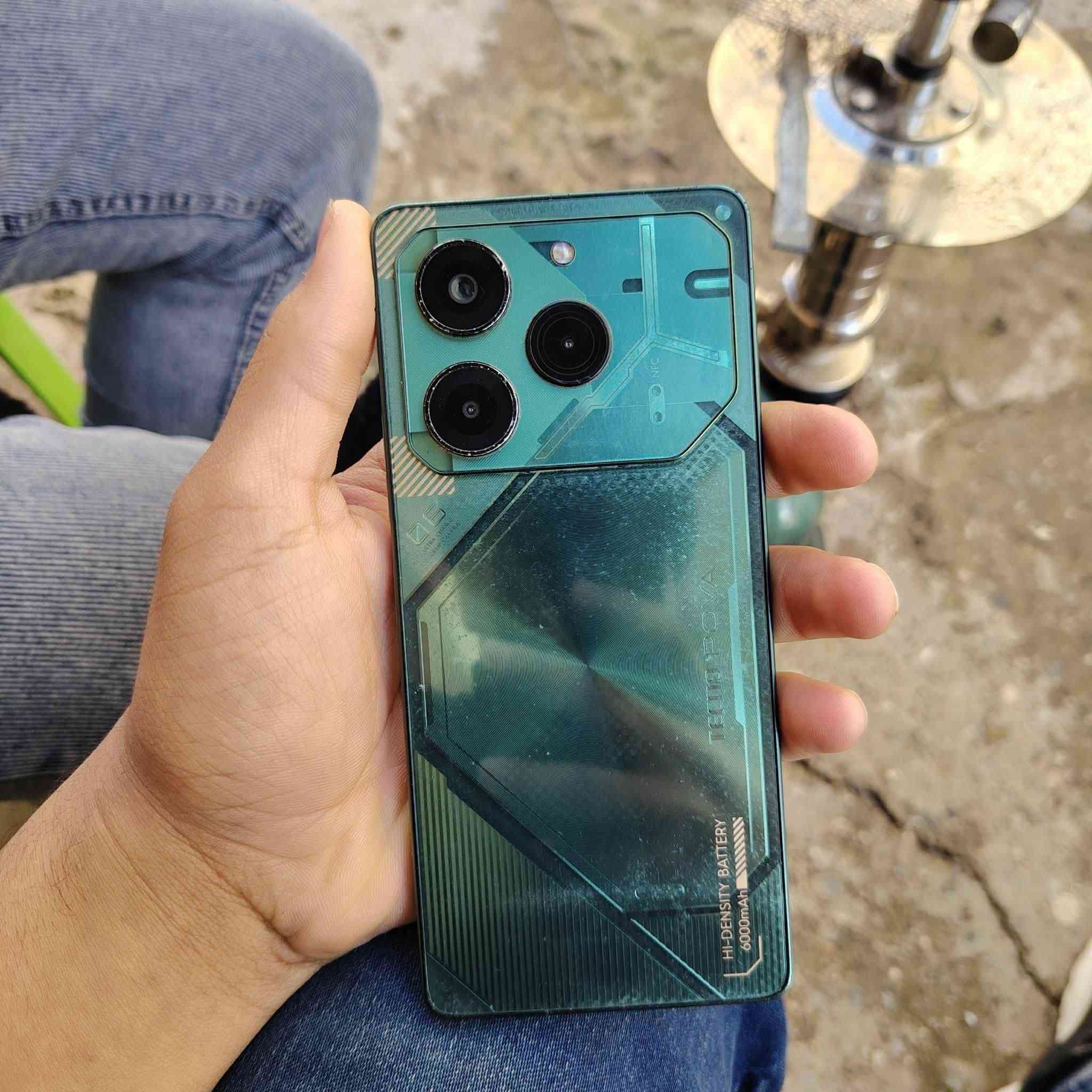 السلام عليكم 
تكنو بوفا6برو,5G
الموصفات 
الشاشه:Amoledهرتز120
الرام:24
الذاكرة:256
الكاميره:108
المعالج:Dimensity6080
البطاريه:6000يدعم الشحن السريع 70واط
اضافهledخلفيه
الجهاز نضافته 95من100
225بي مجال حك الجيه
شراي تعال خاص


**إذا كنت صاحب هذا الإعلان وتريد حذفه لأي سبب، رجاءا أرسل رسالة إلى الدعم الفني**