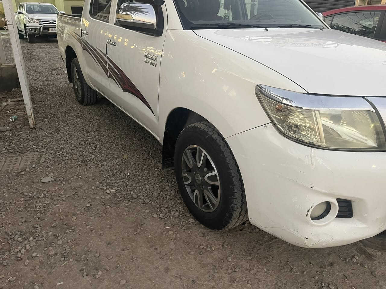 السلام عليكم ورحمة الله وبركاته
بيكم 2014 شاصي 12 رقم واسط الجديد بيه صبغ باب السايق وبيه بارد بالباب العبري محرك بلادي عالشركة لا تنقيص ولا تبخير حداديه تايرات جديده
مكان واسط الصويرة
السعر 180 وبيه مجال
***********
