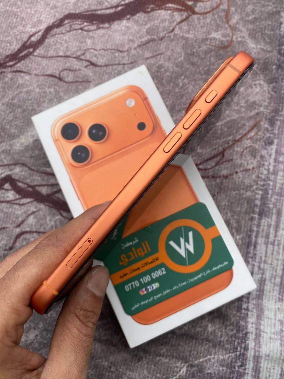 للبيع 17 برو ماكس  zaa  تك سيم. مشحون 59 شحنه 
بطارية 100  موبايل مال بيت. مستخدم شهر. فقط توضيح  اخر صور يم دكمة الباور  بي شخط كلش خفيف يعني اصلا ميبين بسبب الكفر  انشخط *********** كركوك, العراق
