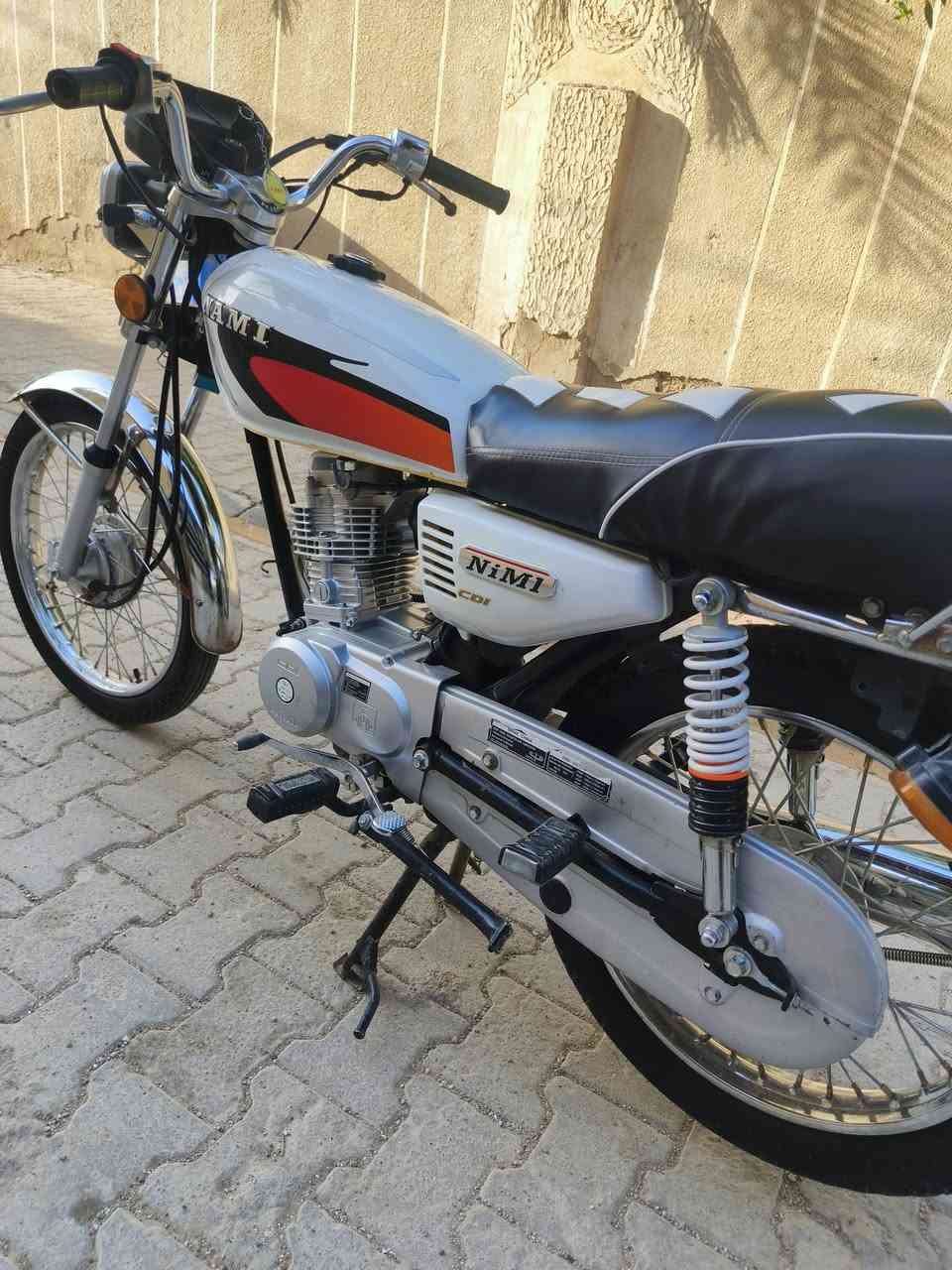 سلام عليكم اربعه كير للبيع اوراق سكنر موديل 2027 بليته وشاصي
دراجه مكفوله عوزها بس اشاير وهورن للمهتم 
مكان كوت زويريجات ***********
*********** 
سعرها 700 وبيها مجال والمو شراي لايتعبني وعلي مالي خلگ والتفاصيل كلها گدامك 💙💙
